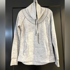 Kuhl cowlneck top. Light gray.